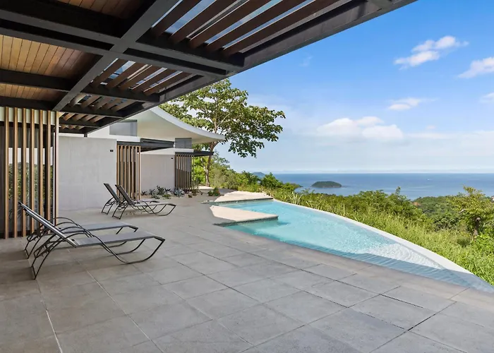 Luxurious Ultramodern With Private Suites, Infinity Pool, And Sweeping Ocean And Mountain Views Сasa de vacaciones Potrero (Guanacaste)